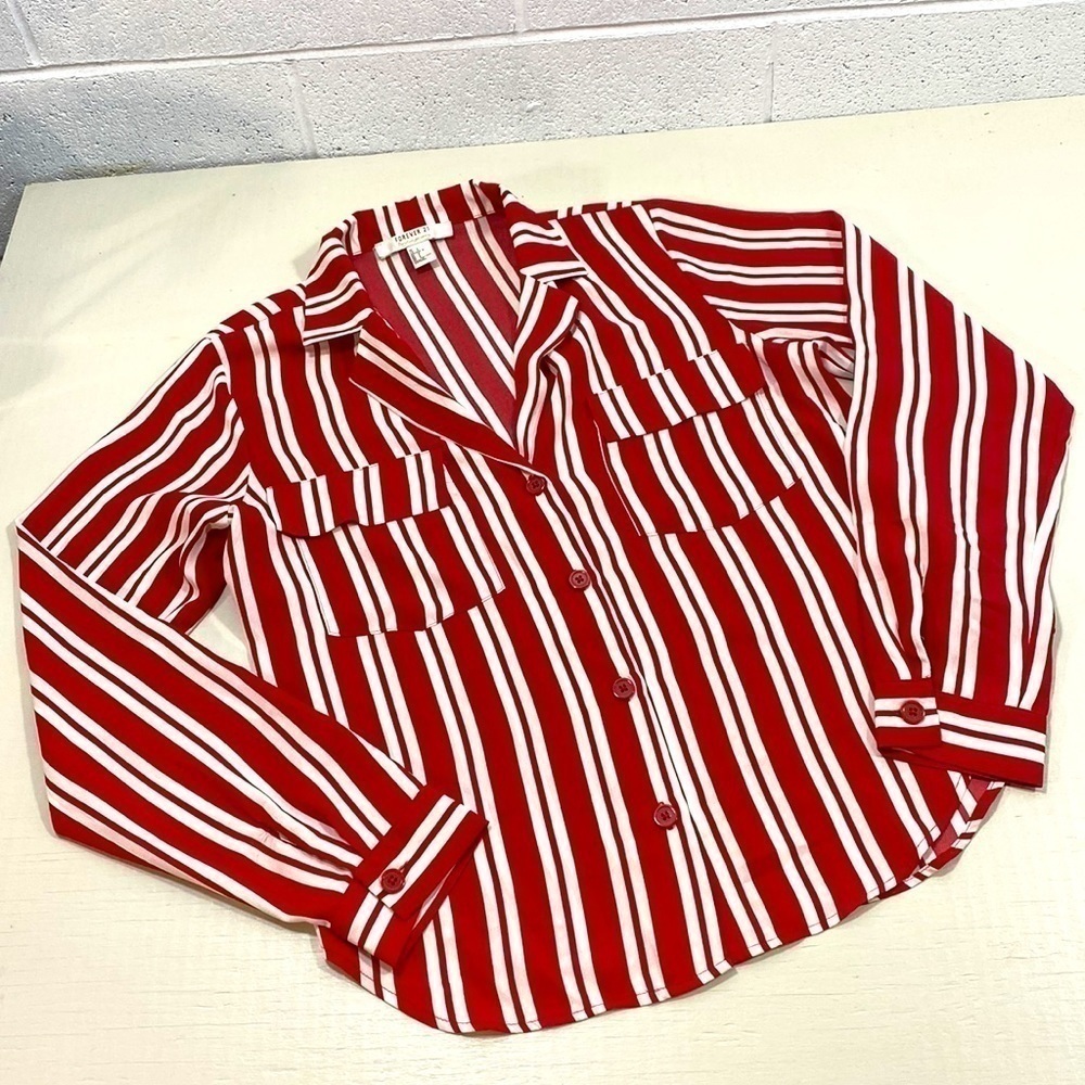 Forever 21 red and white striped blouse​​​​​​​​​​​​​​​​​​